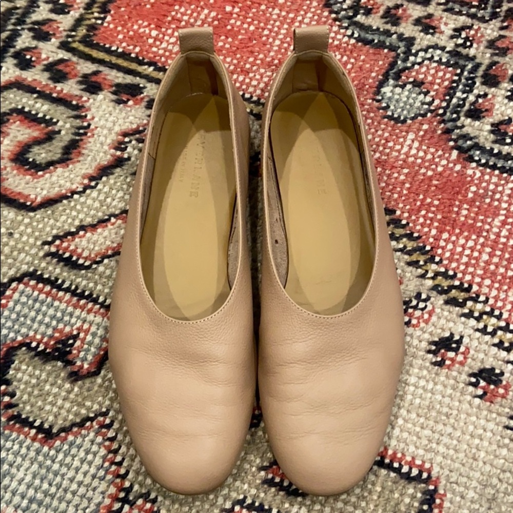 *Weekend Sale* EVERLANE Tan Day Glove Flat